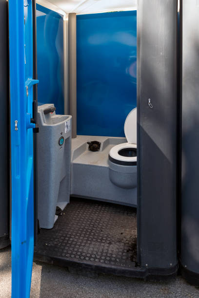 Best Sanitation services for porta potties  in Covington, KY
