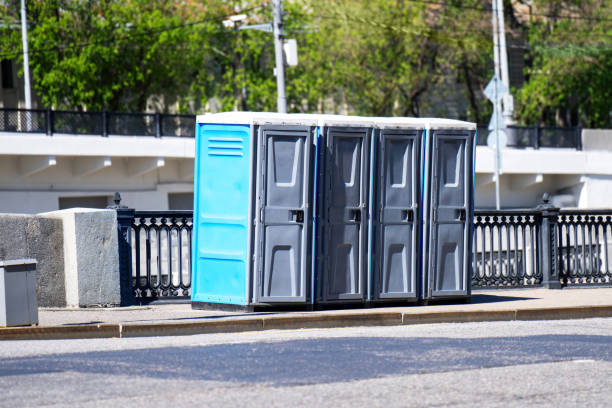 Best Portable bathroom rental  in Covington, KY