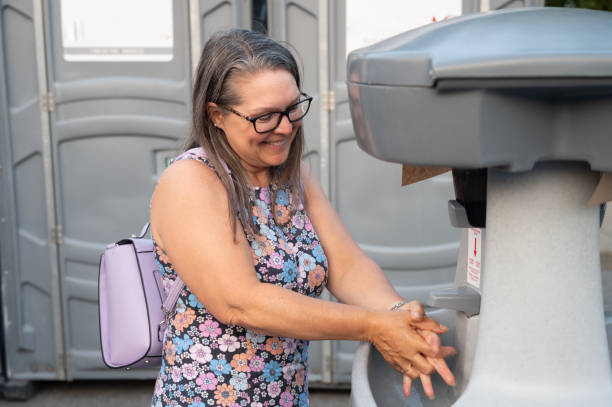 Best Luxury portable toilet rental  in Covington, KY